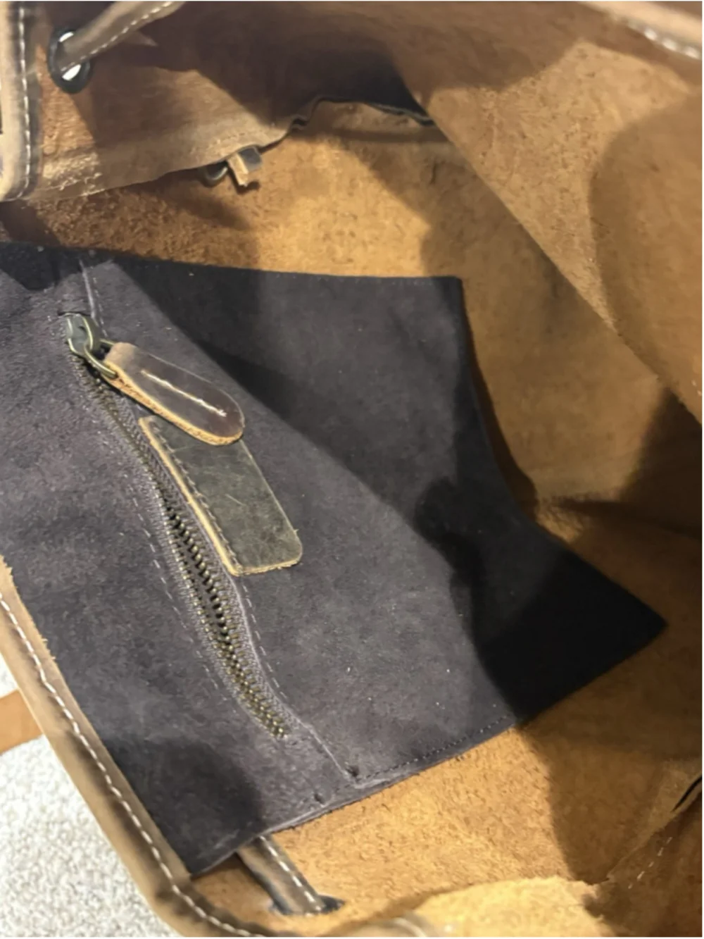 The Asmus Unbranded Brown Leather Backpack Rucksack VERY NICE QUALITY